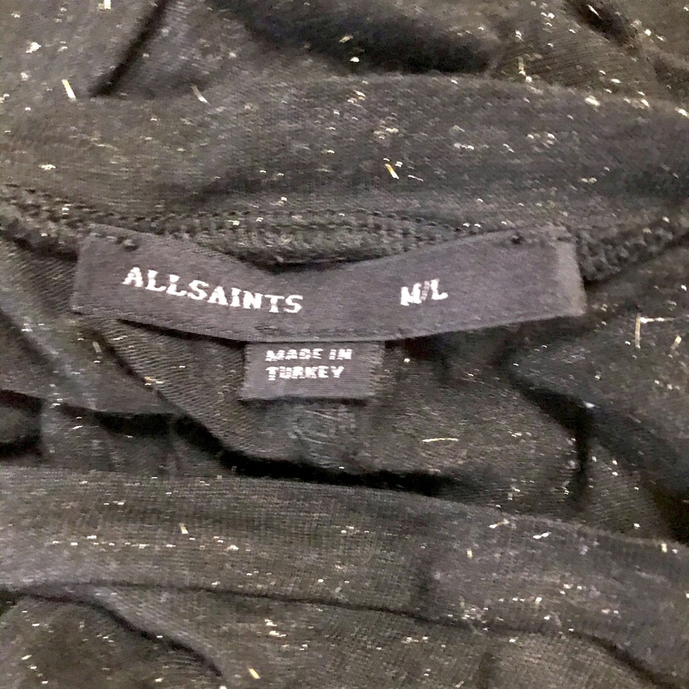 Stylish Black Shimmer Tee M/L